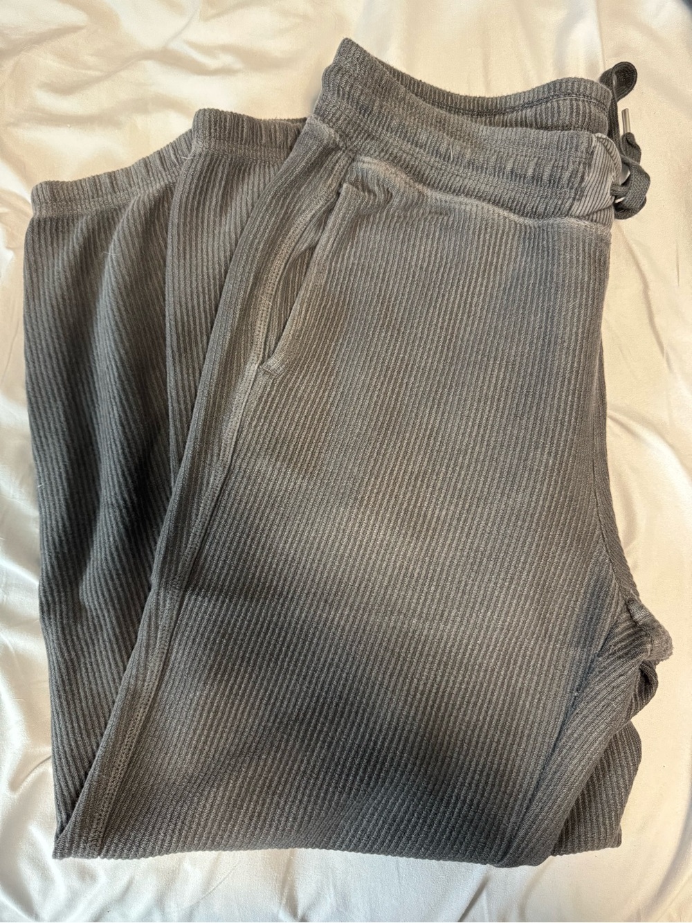 aerie Corduroy Ribbed SweatPants in Gray